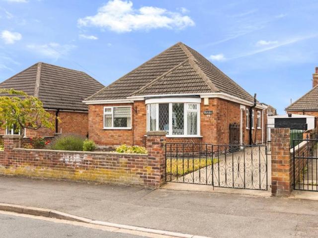 Bungalow for sale in Cleethorpes, Greater Lincolnshire