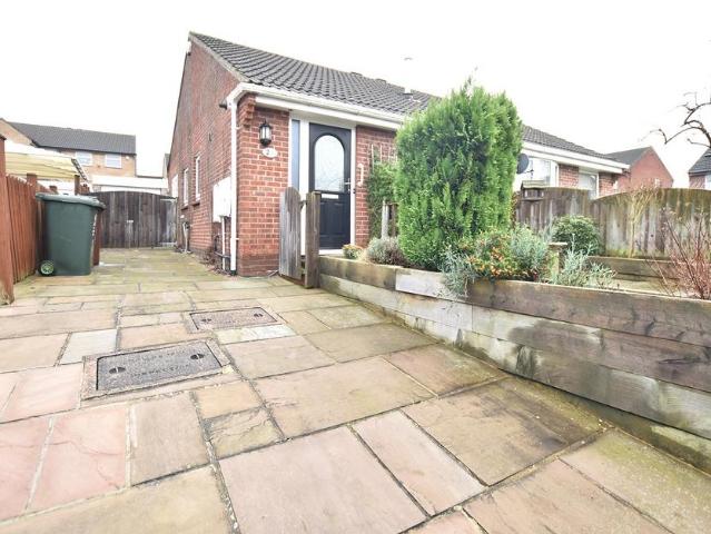 Bungalow for sale in Whinmoor, West Yorkshire