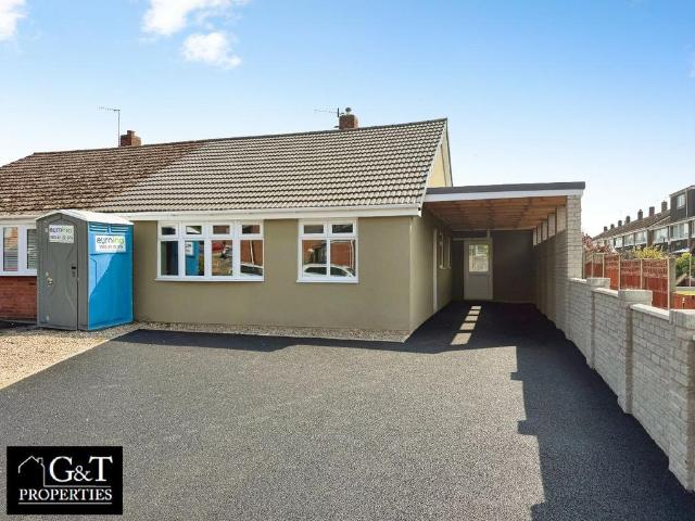 Bungalow for sale in Ravenstitch, Brierley Hill