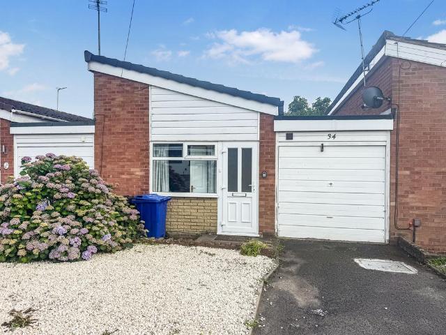 Bungalow for sale in Kingswinford, West Midlands