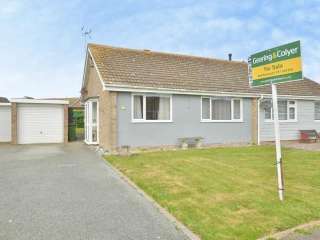 Bungalow for sale in Folkestone, Kent