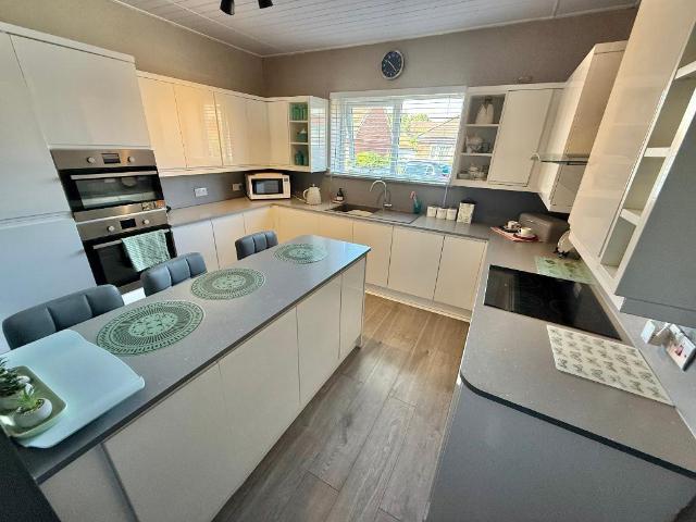 Bungalow for sale in Royston, South Yorkshire