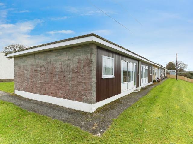 Bungalow for sale in Strode, Devon