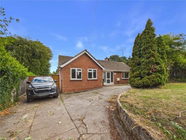 Bungalow for sale in Mistley, Dale Hill
