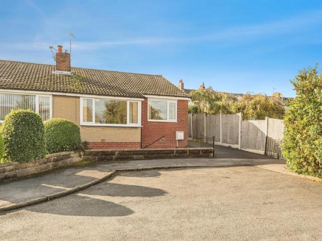 Bungalow for sale in Horbury Bridge, West Yorkshire