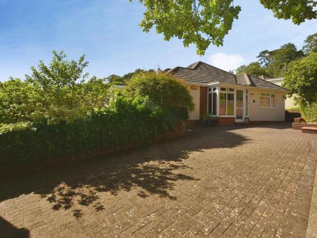 Bungalow for sale