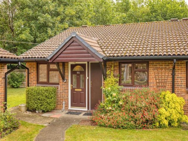 Bungalow for sale in St. Peter's, Acol