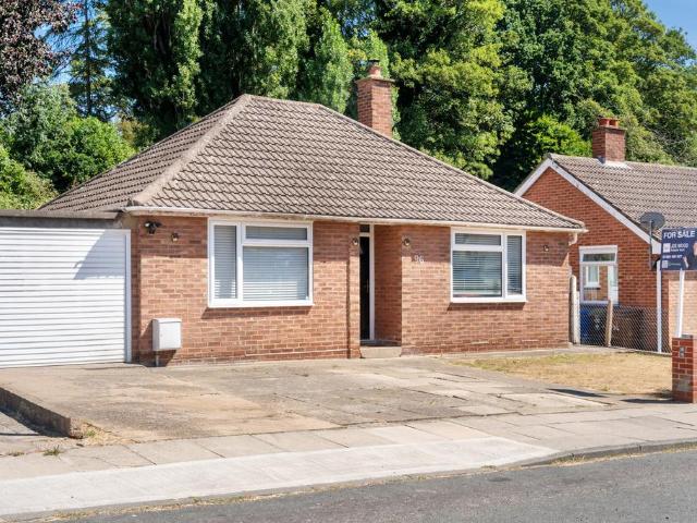 Bungalow for sale in Key Street, Suffolk
