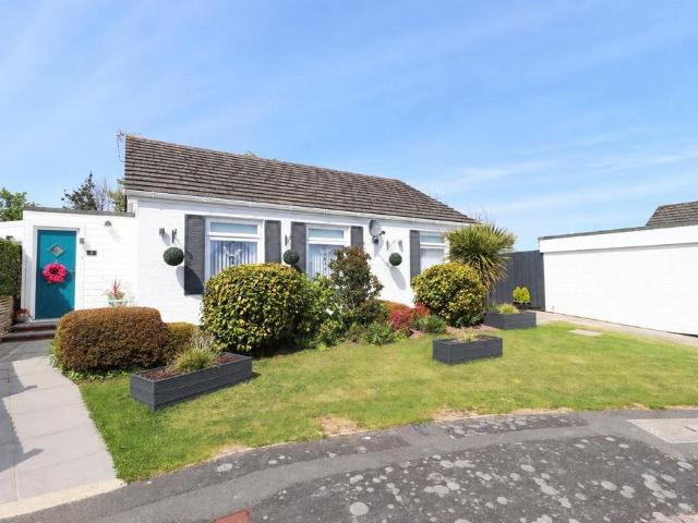 Bungalow for sale in Brandis Corner, Devon