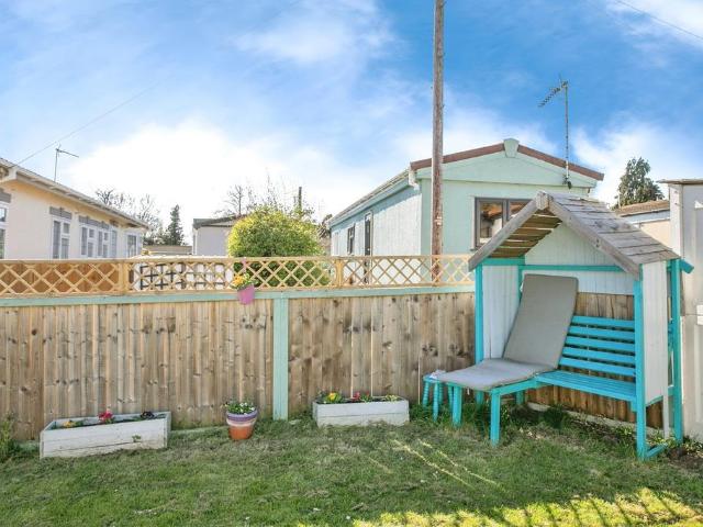 Bungalow for sale in Maidenhall, Key Street