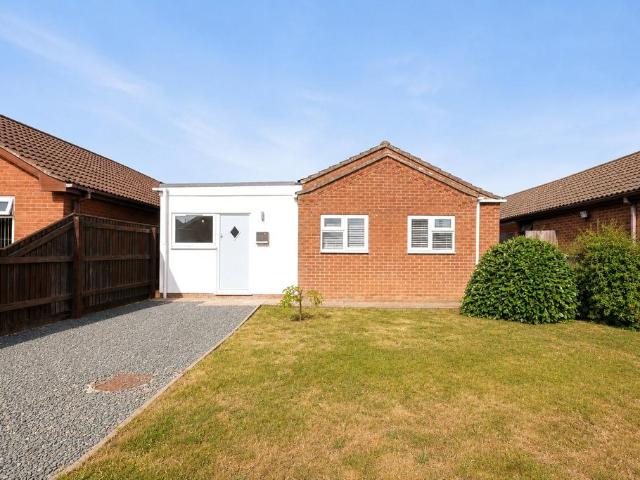 Bungalow for sale in Mablethorpe and Sutton, Belleau