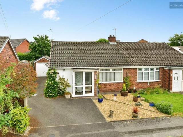 Bungalow for sale in Shavington cum Gresty, Shavington
