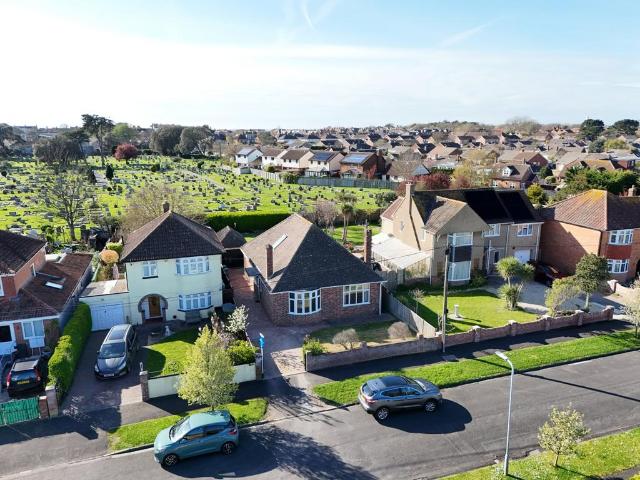 Bungalow for sale in Burnham-on-Sea and Highbridge, Burnham-on-sea