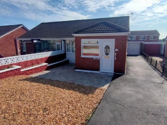 Bungalow for sale in Little Mountain, Wales