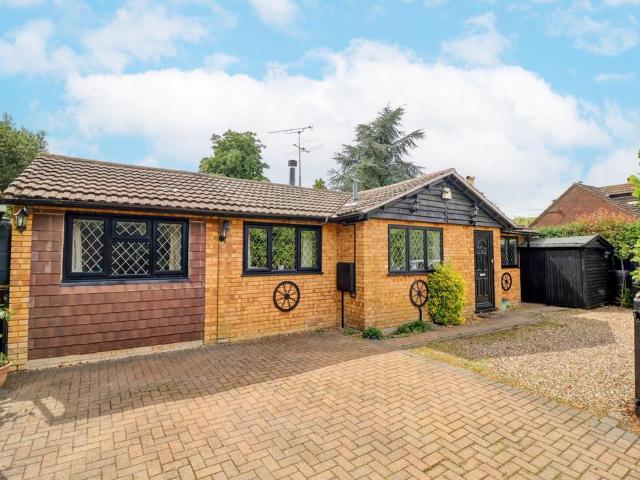 Bungalow for sale in Prestwood, Buckinghamshire