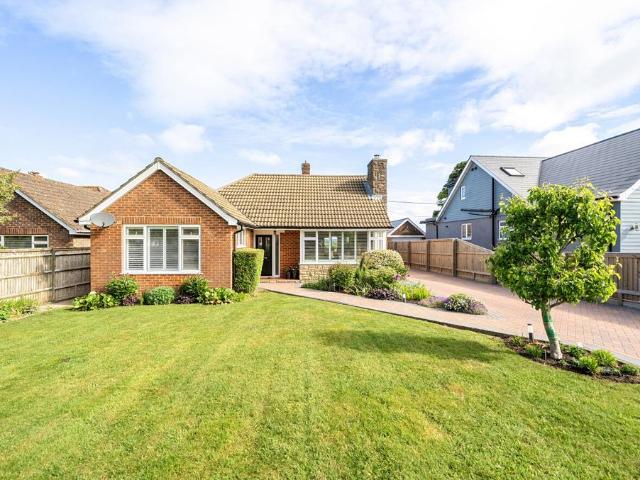 Bungalow for sale in South Wonston, Hampshire