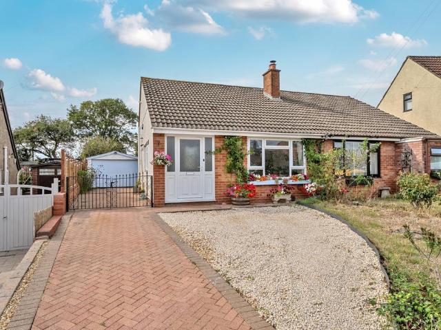Bungalow for sale in Hanham Abbots, South Gloucestershire