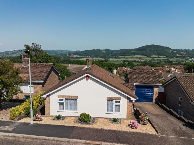 Bungalow for sale in Seaton, Budlake