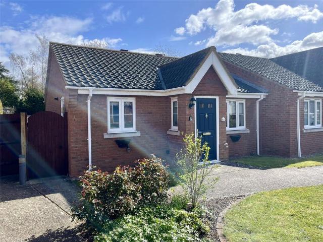 Bungalow for sale in Bedingfield, Suffolk