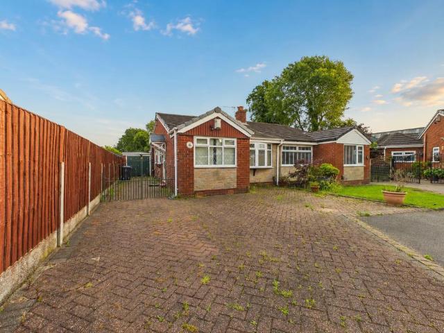 Bungalow for sale in Hawkley, Wigan