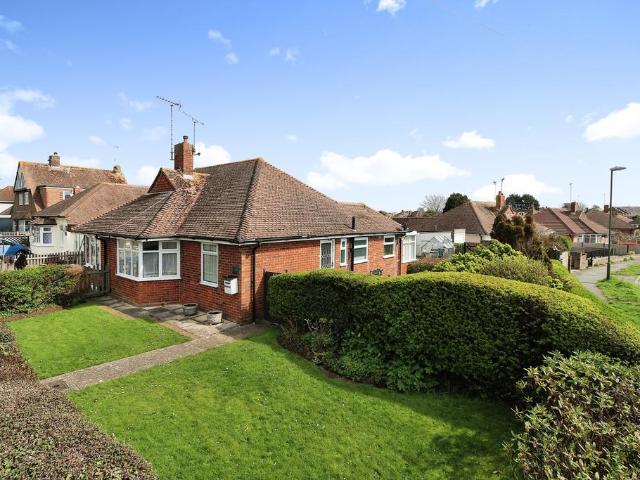 Bungalow for sale in Rustington, Clapham