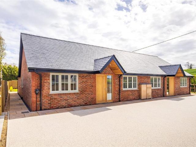 Bungalow for sale in Bolton Low Houses, Hampshire