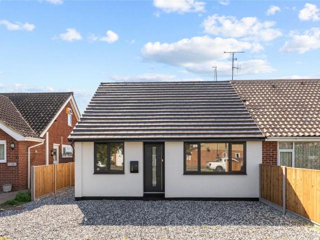 Bungalow for sale in Wick, Clapham