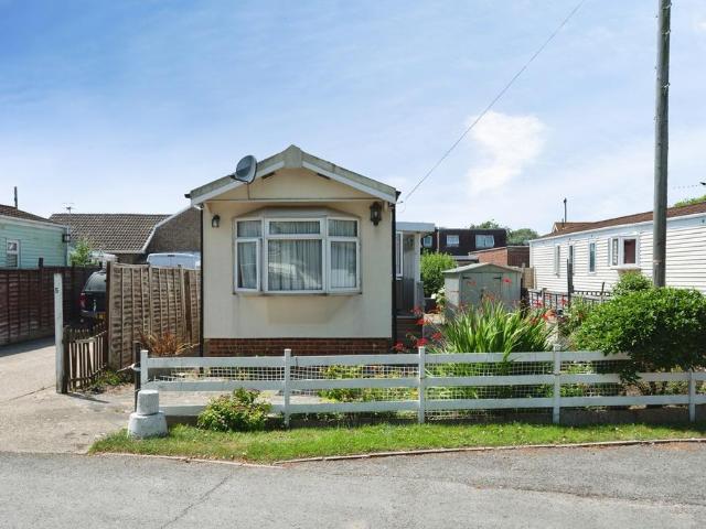 Bungalow for sale in Spring Vale, Hampshire
