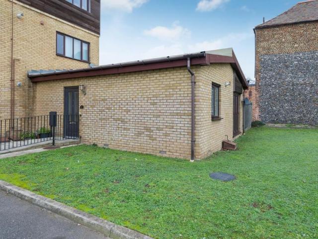 Bungalow for sale in St. Lawrence, Thanet