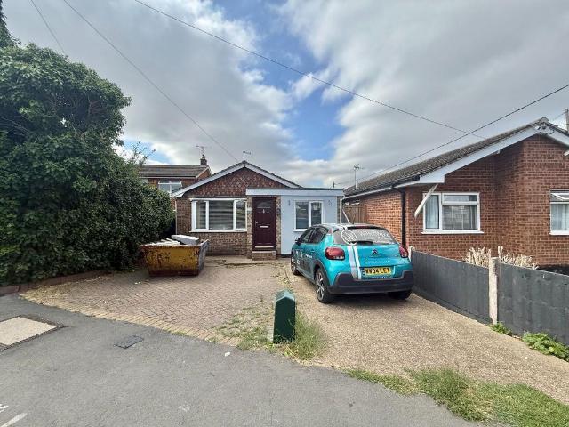 Bungalow for sale in Leigh Beck, Essex