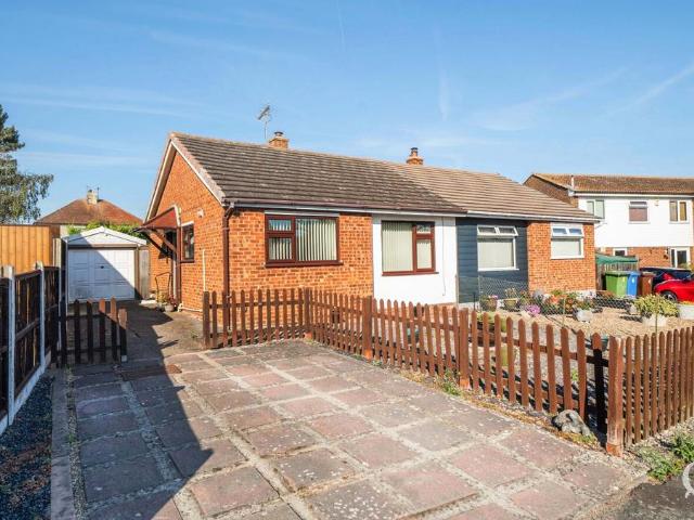 Bungalow for sale in West Minster, Oad Street