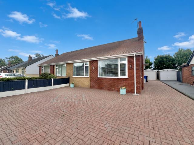 Bungalow for sale in Burn Naze, Cabus