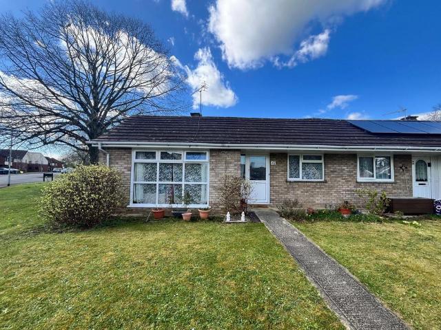 Bungalow for sale in Patterdown, Chippenham