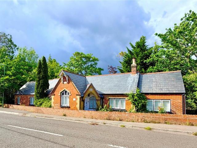 Bungalow for sale in Walhampton, Ashurst Bridge