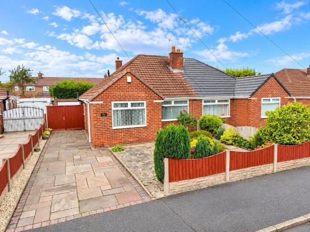 Bungalow for sale in Pensby, Liverpool City Region