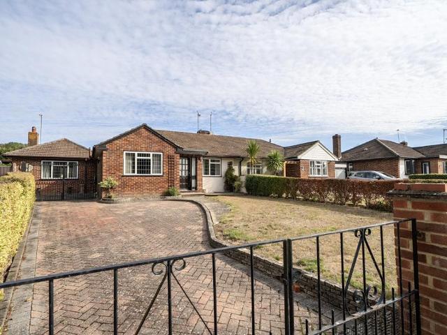 Bungalow for sale in Dee Park, Reading