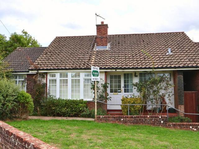 Bungalow for sale in Bolton Low Houses, Hampshire
