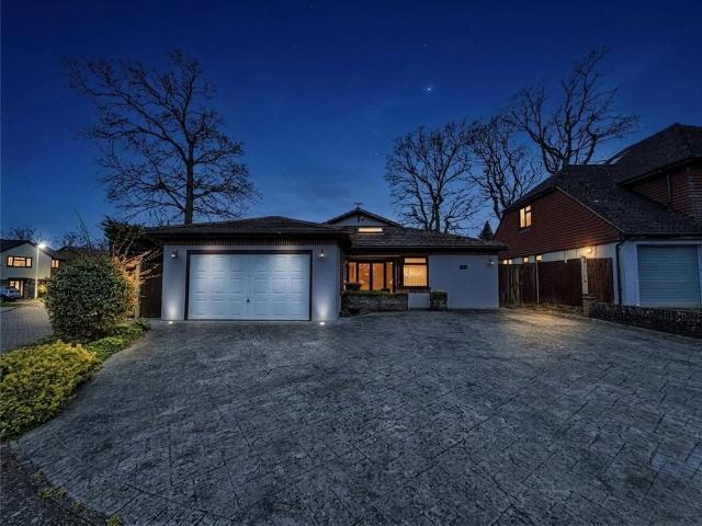Bungalow for sale in Wigmore, Gillingham