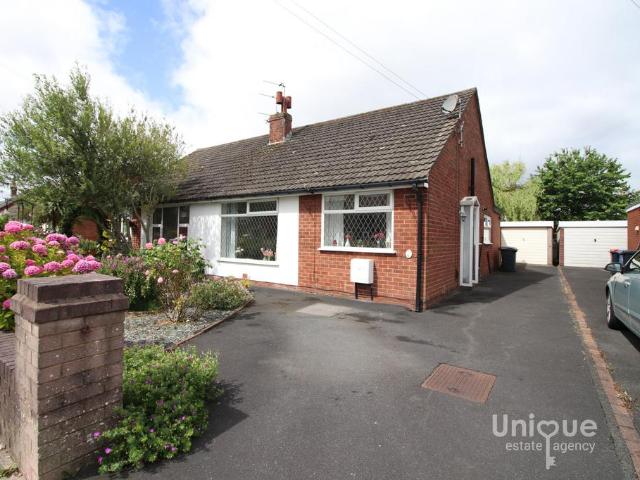 Bungalow for sale in Cabus, Lancashire