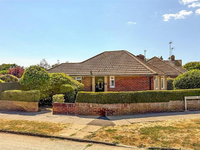Bungalow for sale in Wick, Clapham