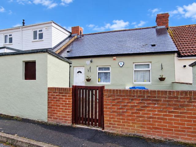 Bungalow for sale