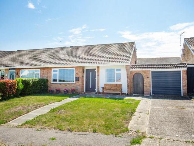 Bungalow for sale in Mariner's View, The Bridge