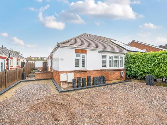 Bungalow for sale in Farlington, Portsmouth