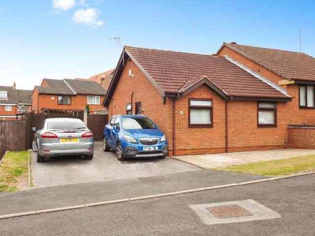 Bungalow for sale in Gedling
