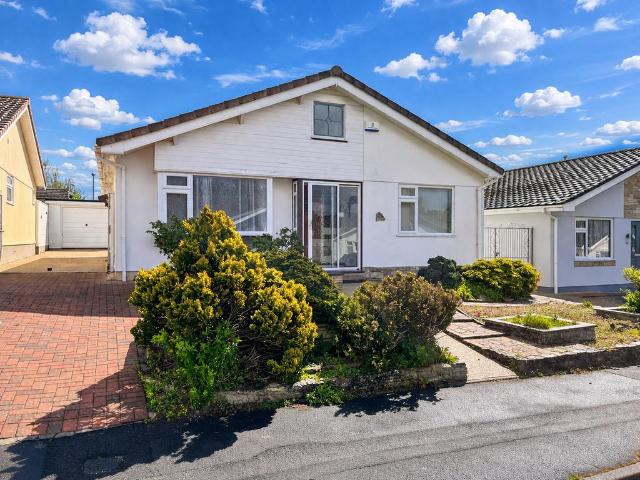 Bungalow for sale in Tricketts Cross, Ferndown