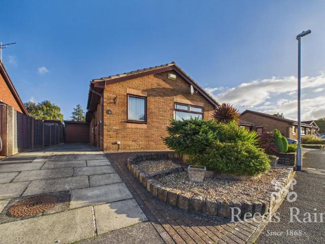 Bungalow for sale in Golden Hill, Firbank