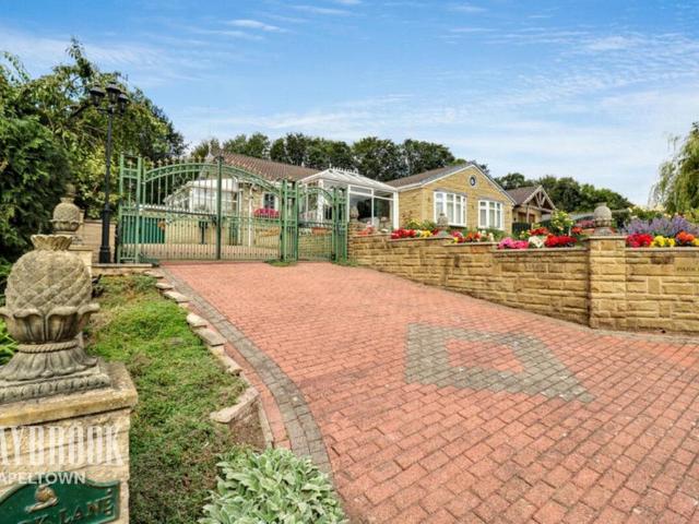 Bungalow for sale in Hoyland, South Yorkshire