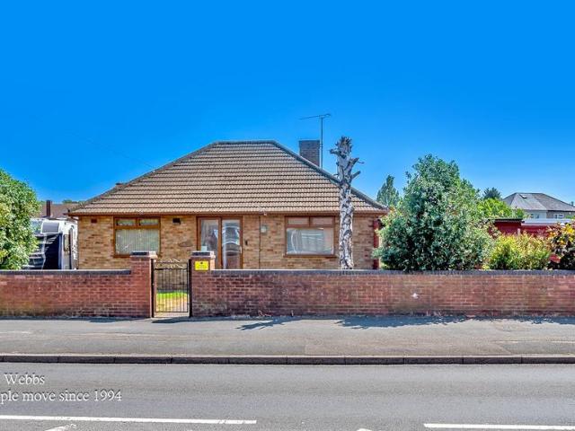 Bungalow for sale in Willenhall, West Midlands