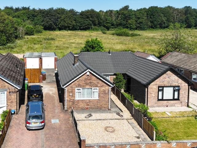 Bungalow for sale in Haigh, Wigan