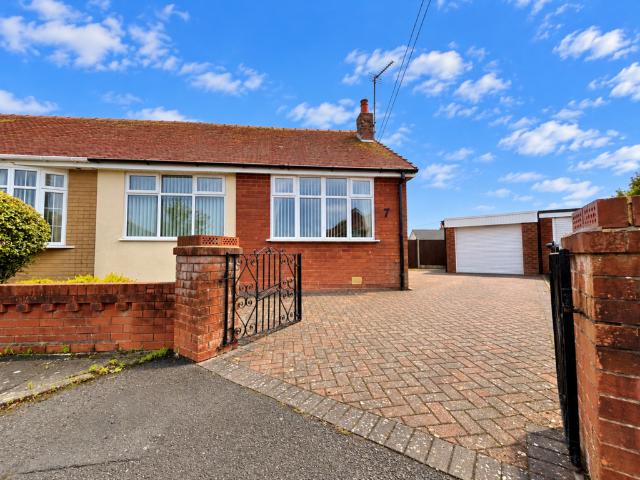 Bungalow for sale in Rossall, Wyre